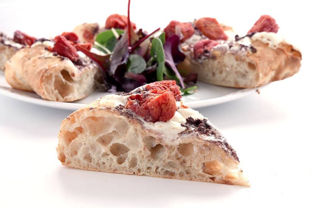 Modern and Youthful Ambiance