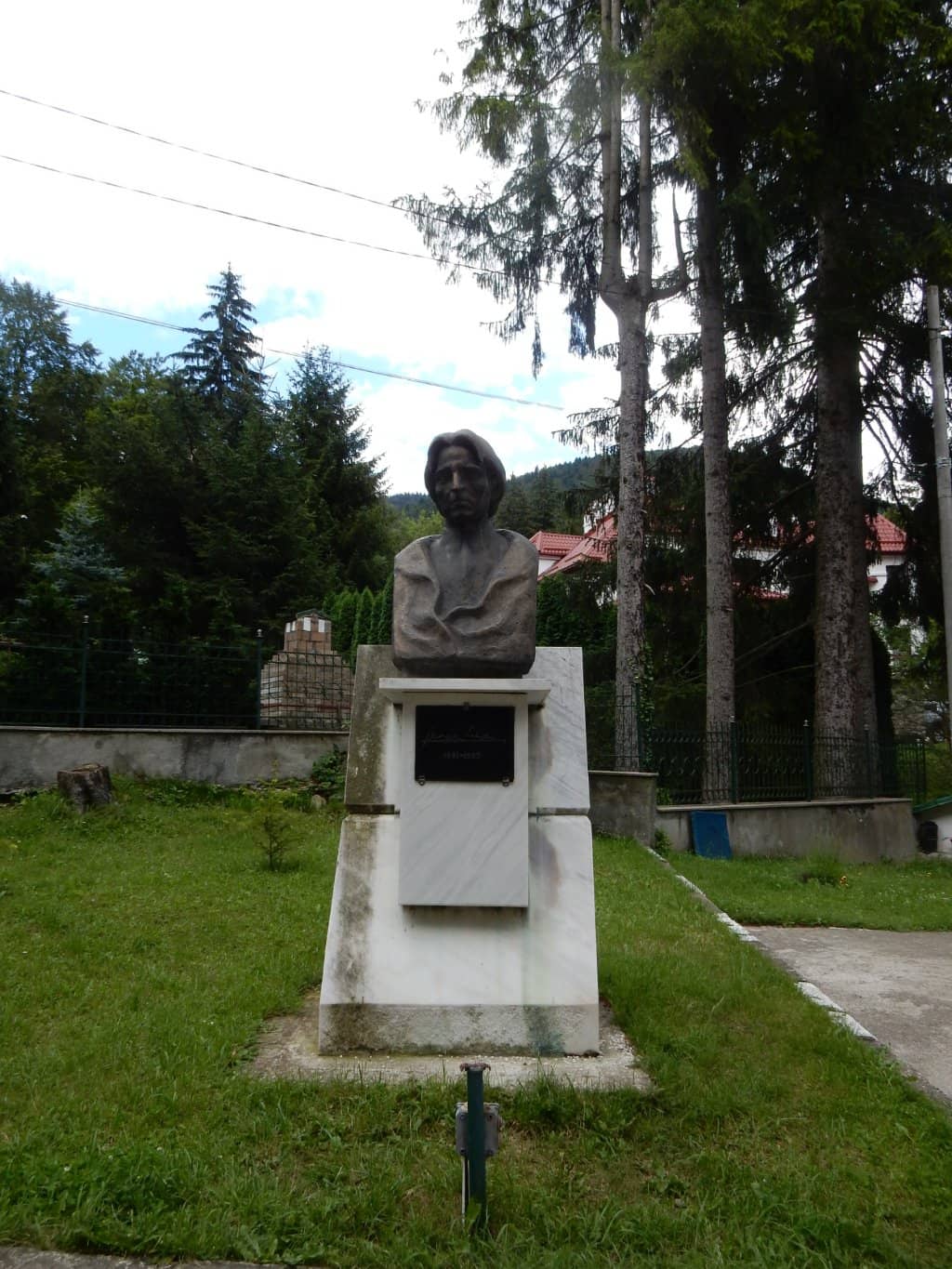 București Day Trip Option