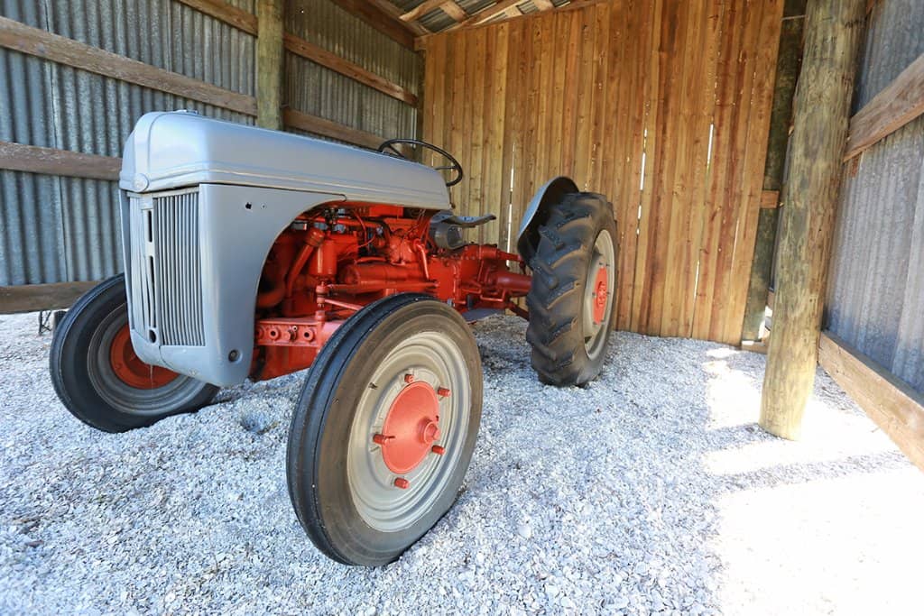 Outdoor Exhibits & Farm Structures