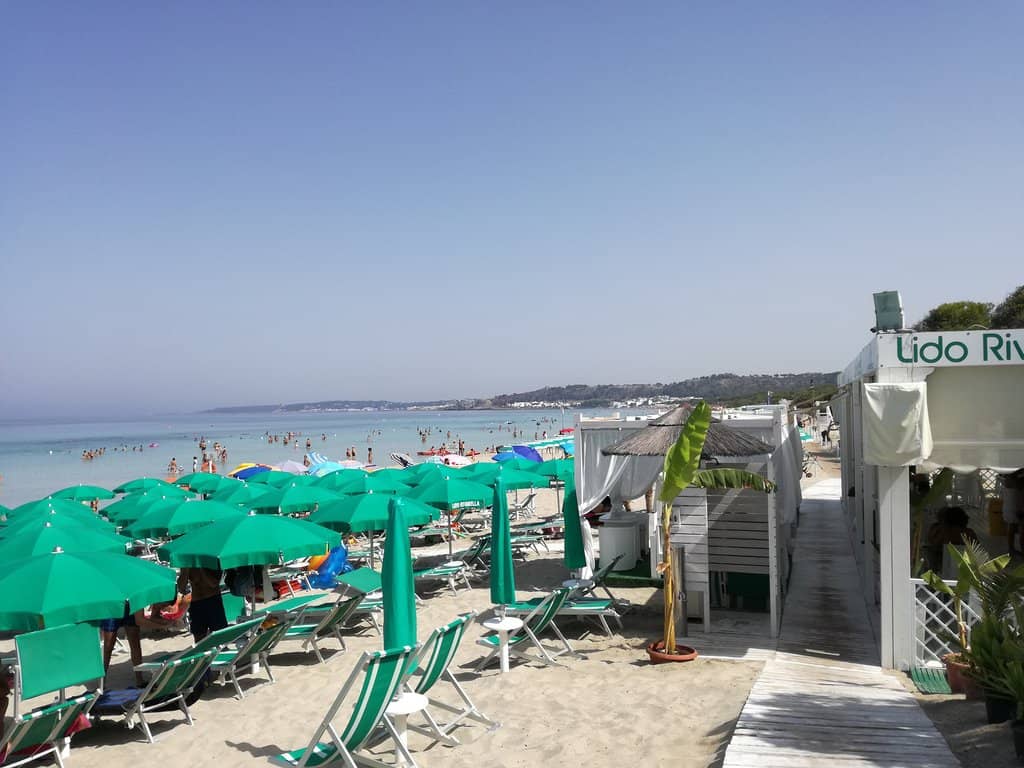 Chic Beach Clubs