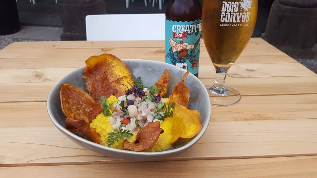 Charming Cafe-Bar Ambiance