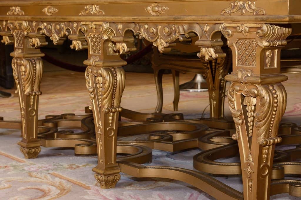 Expansive Formal Gardens