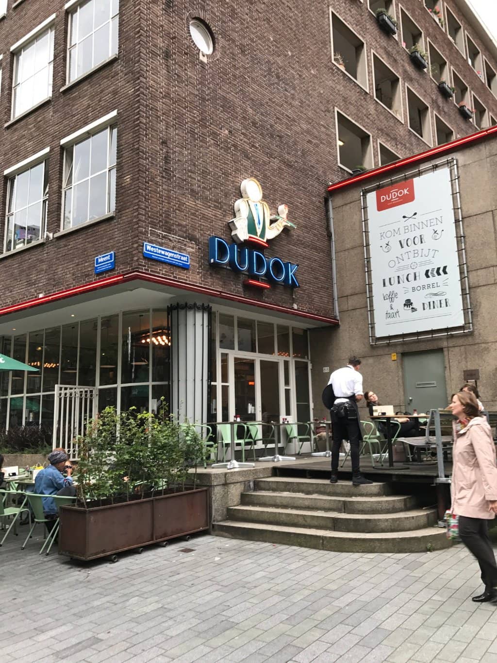 Street Art & Architecture