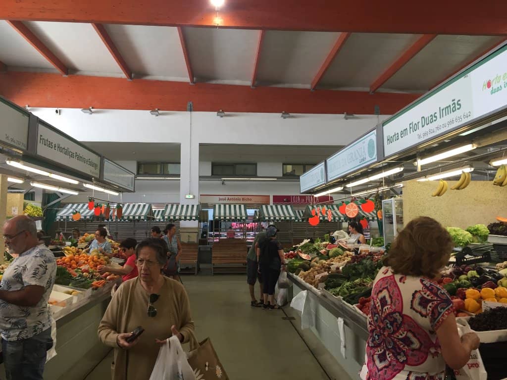 Seafood & Butcher Counters