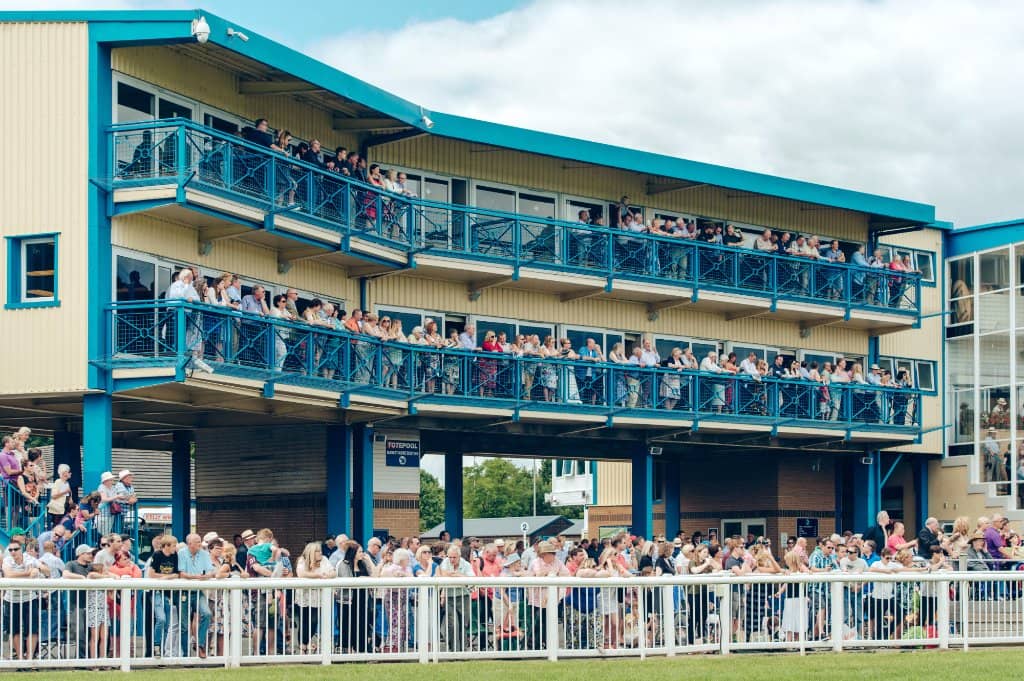 Ladies Day Glamour