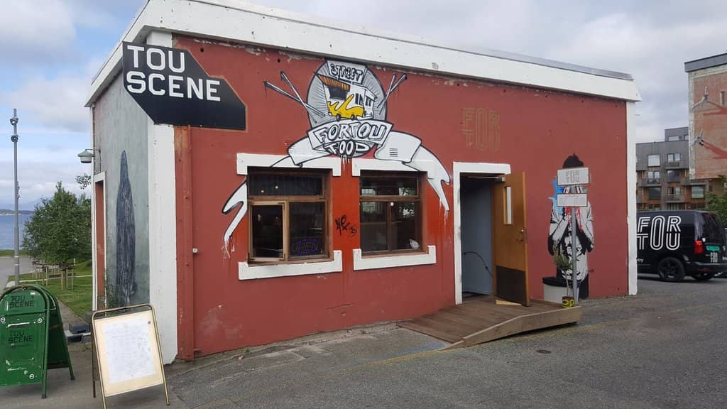 Cozy Atmosphere & Great Tunes