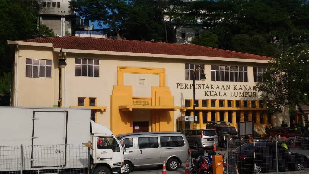 Cozy Cafe & Workspace