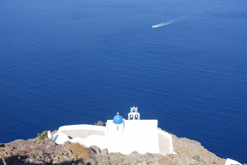 Skaros Rock Hike
