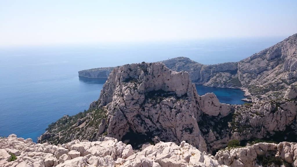 Island Jumping Spot