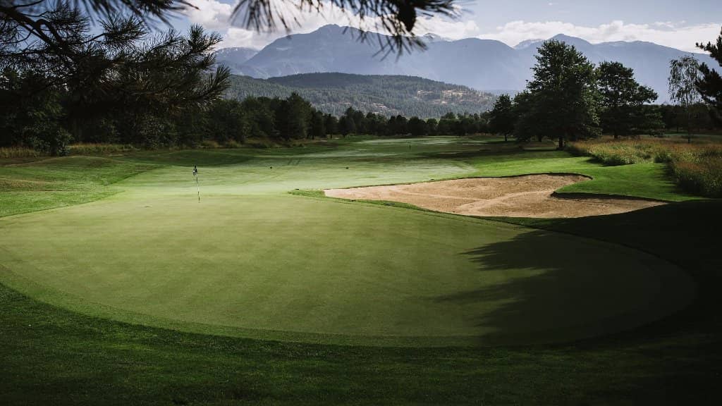 Panoramic Mountain Vistas