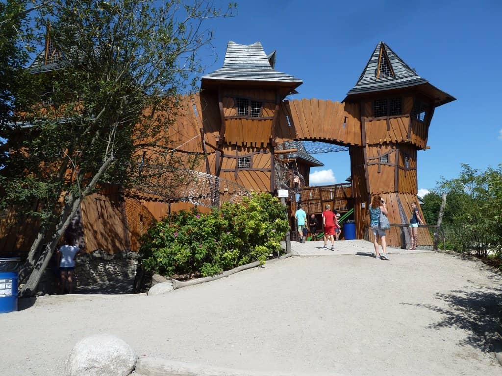 Petting Zoo & Farm
