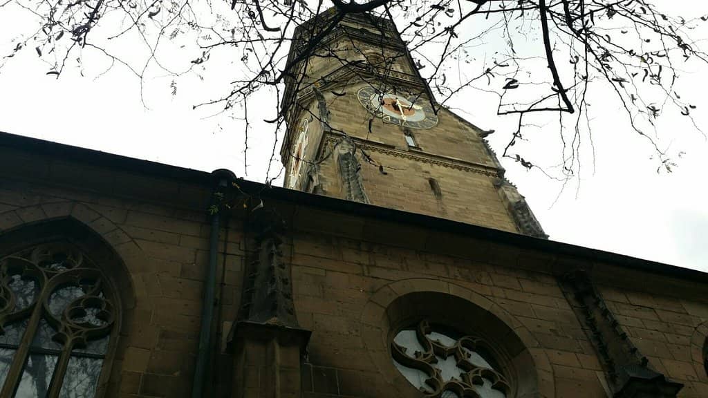 The Majestic Pipe Organ