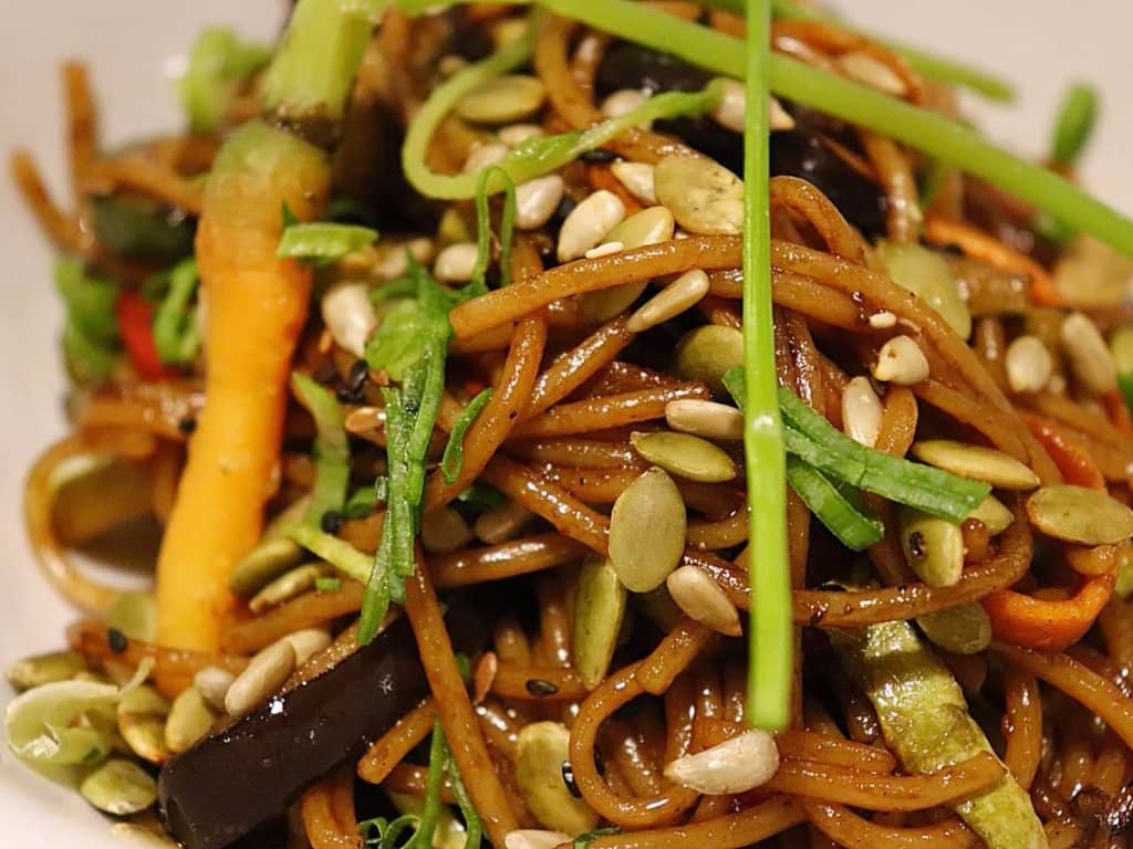 CHOW MEIN DE FIDEOS DE ARROZ