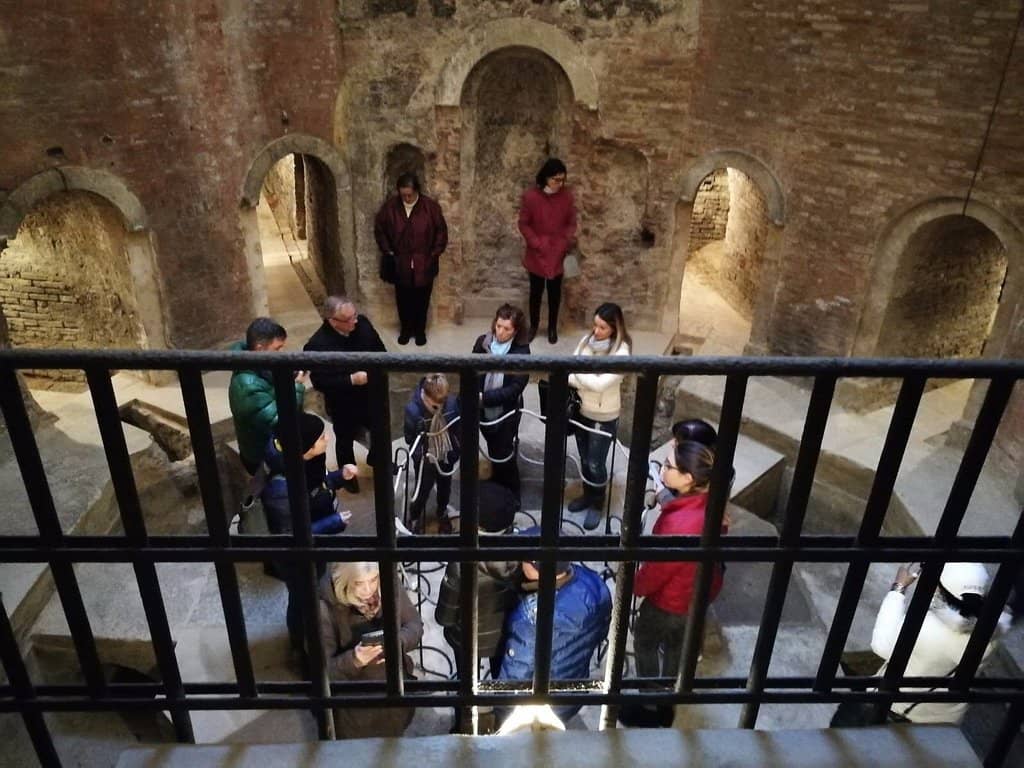 Ancient Roman Aqueduct