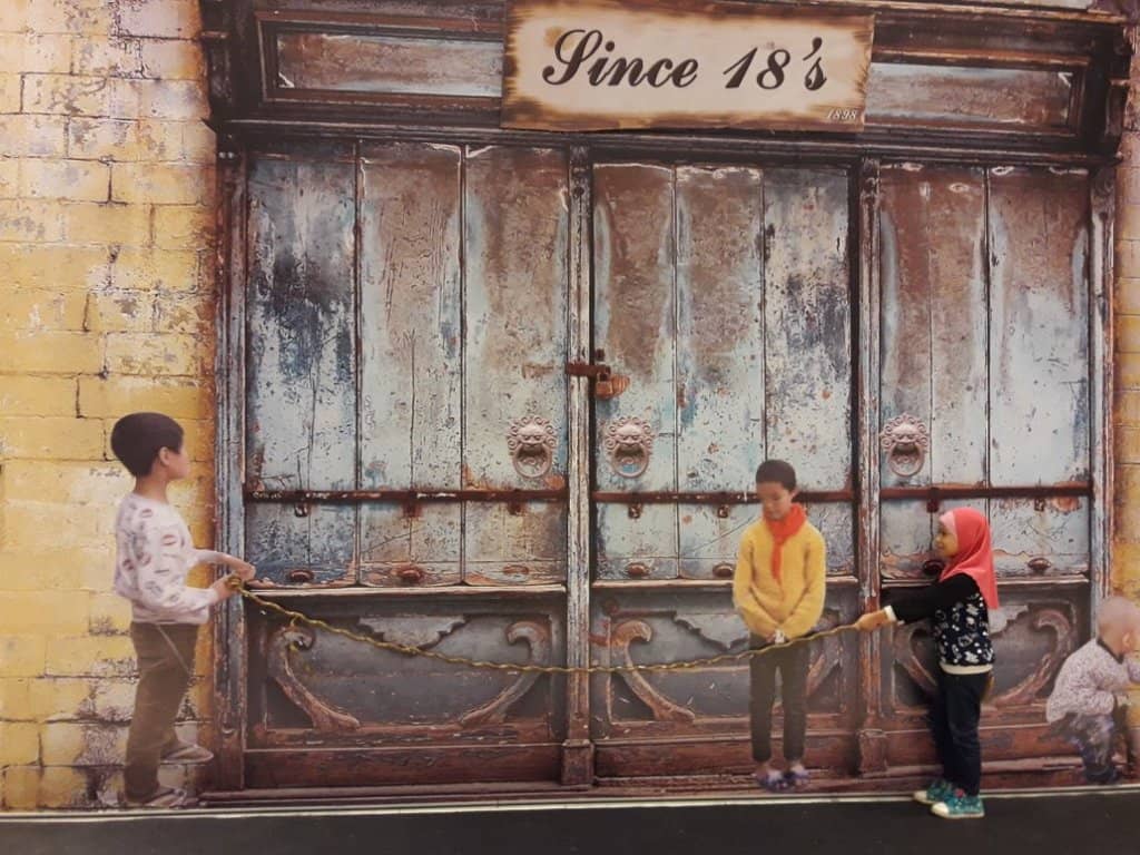 Fashion & Lifestyle Boutiques