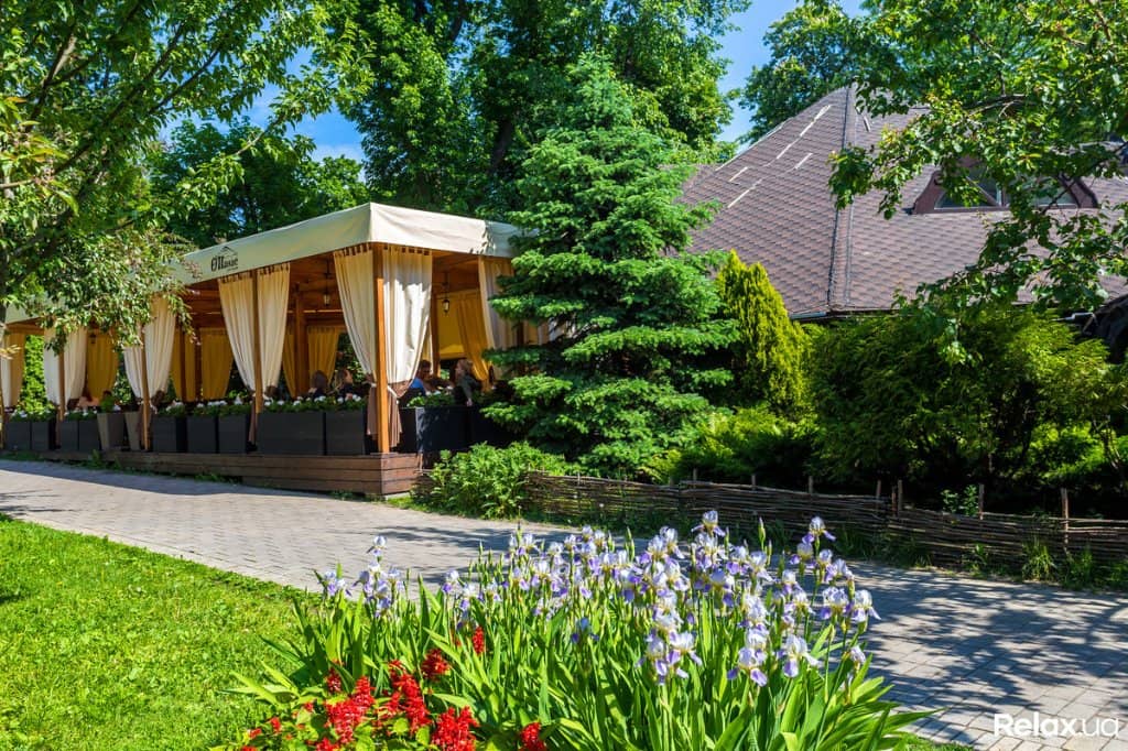 Edible Bread Bowl Experience
