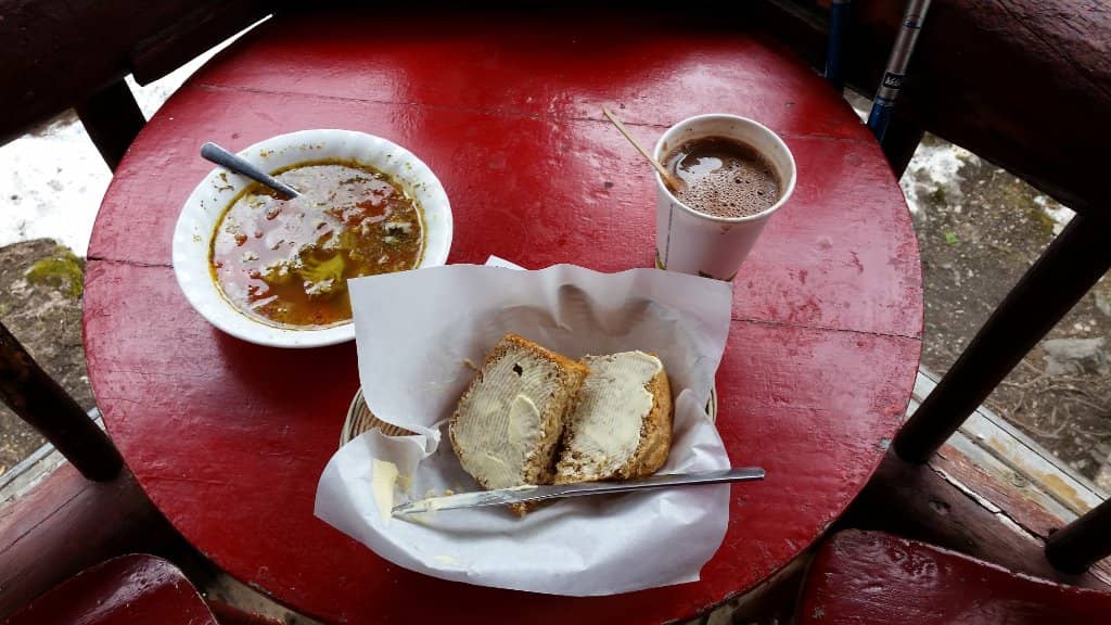 Lake Louise Lakeshore Trail