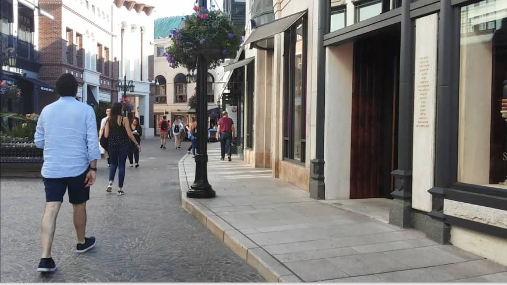 Luxury Brand Flagships