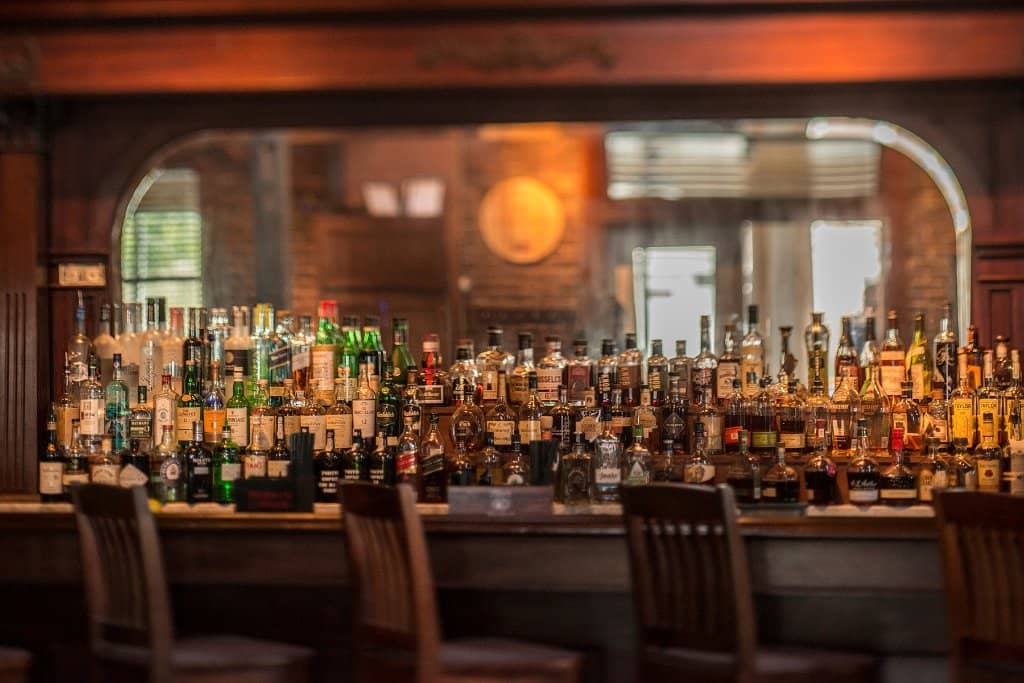 Intimate & Rustic Ambiance