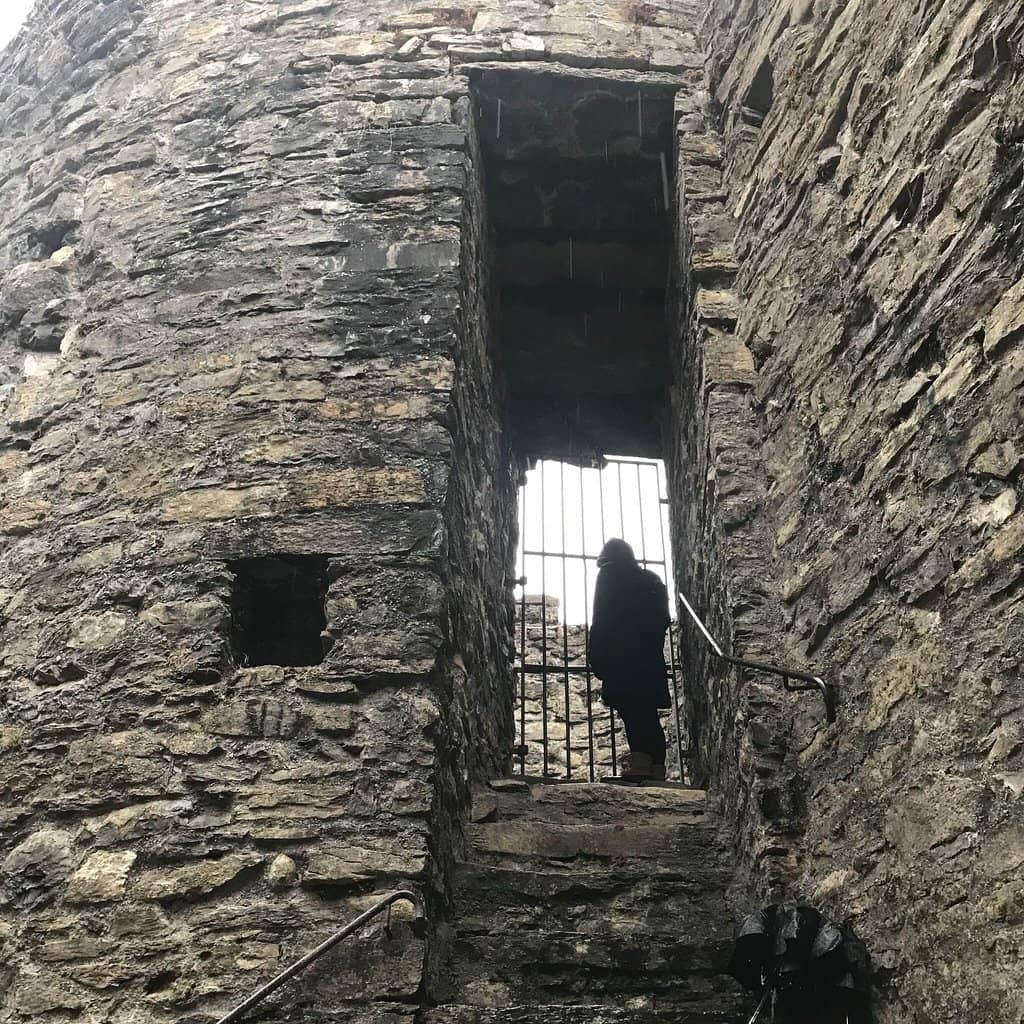 Panoramic Mountain Views