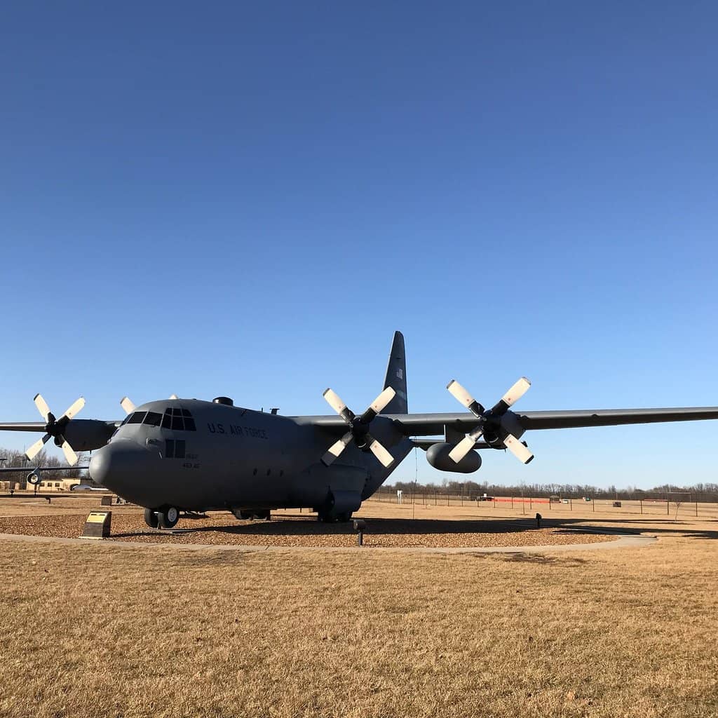 C-141 Starlifter