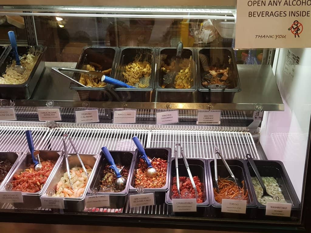 Customizable Poke Bowls