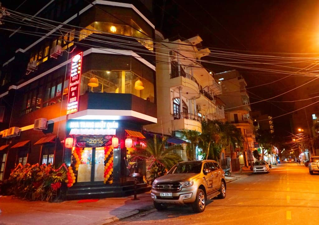 Fresh & Flavorful Sushi