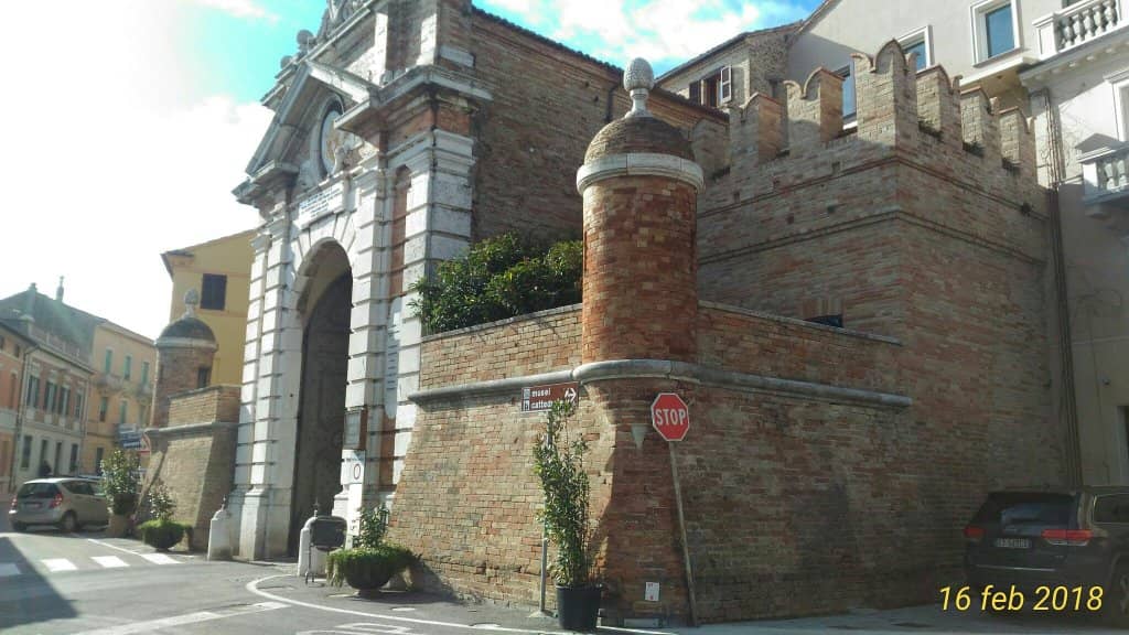 Marina Grande Village