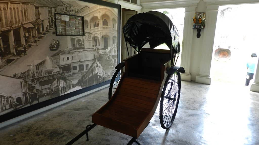 Local Cafes and Boutiques