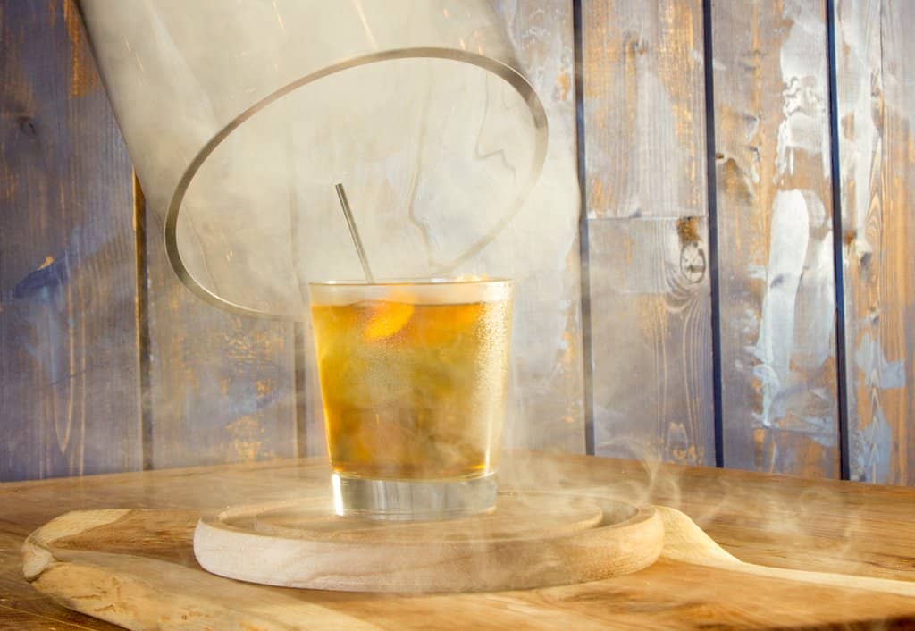 Live Music & Craft Cocktails