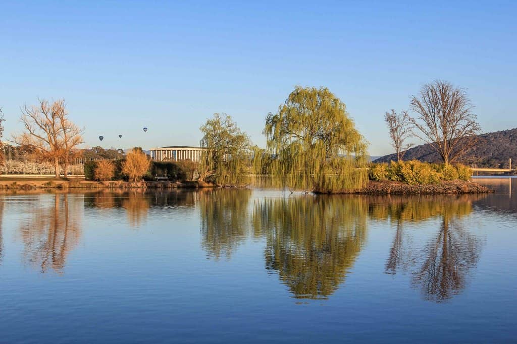 Lake Burley Griffin Boat Cruises