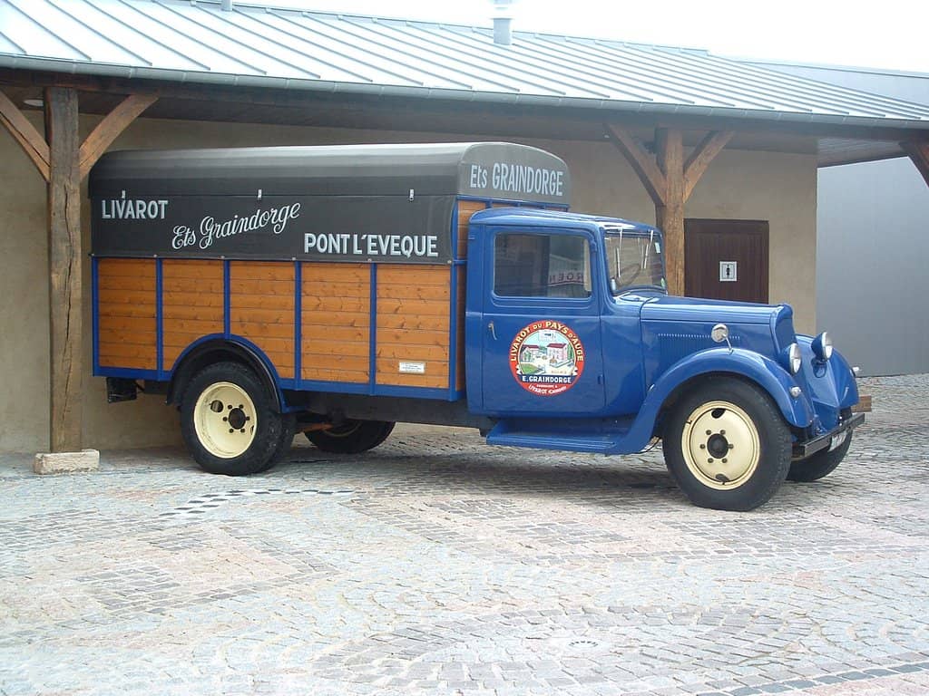 Interactive Educational Exhibits