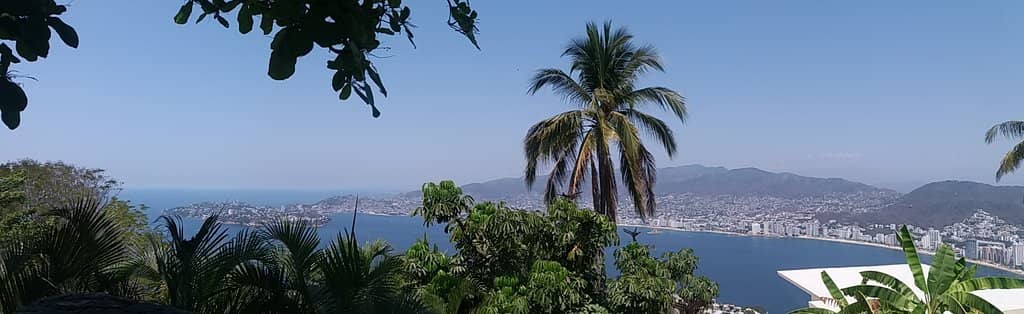 Panoramic Bay Views