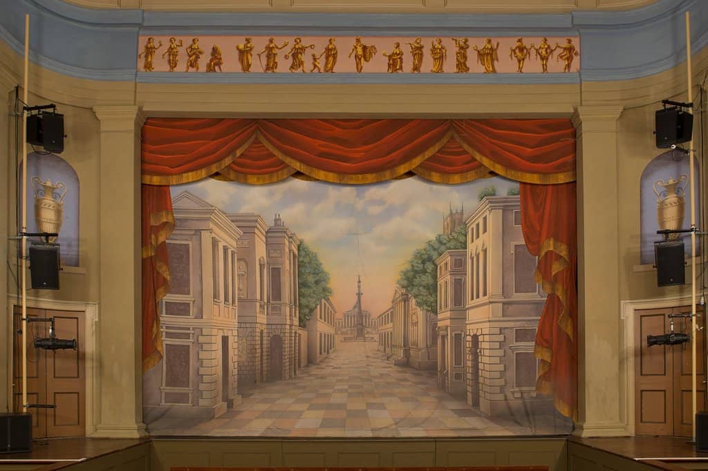 Diverse Live Performances