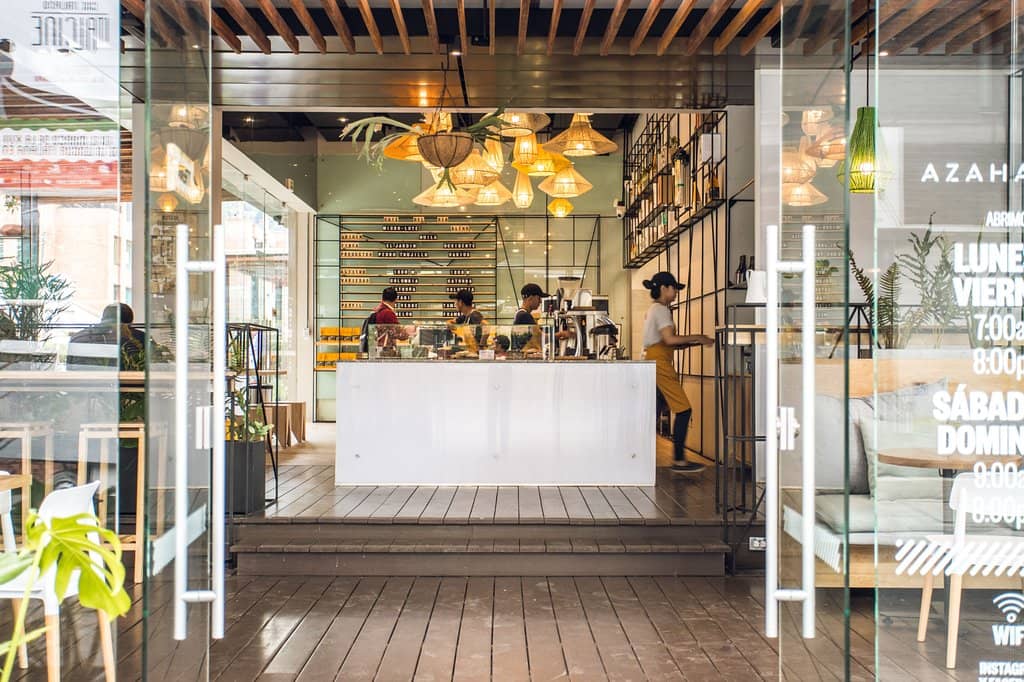 Vibrant Atmosphere for Work & Leisure