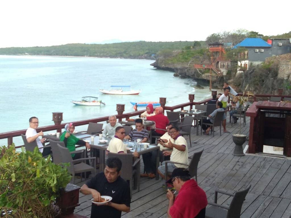 Family-Friendly Atmosphere