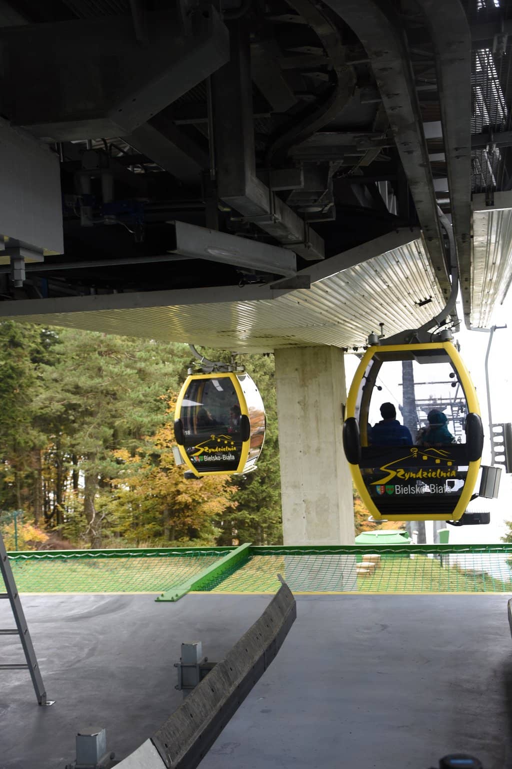 Summit Restaurant & Bar