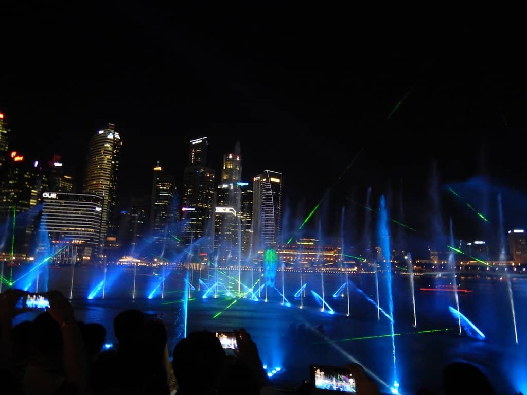 Spectra Light Show Marina Bay Sands Singapore (2026) – Best of TikTok,  Instagram & Reddit Travel Guide