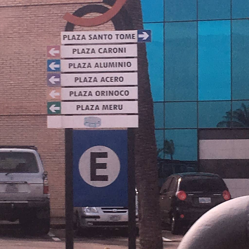 Vibrant Dining Scene