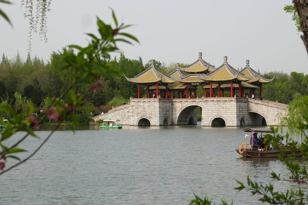 Slender West Lake