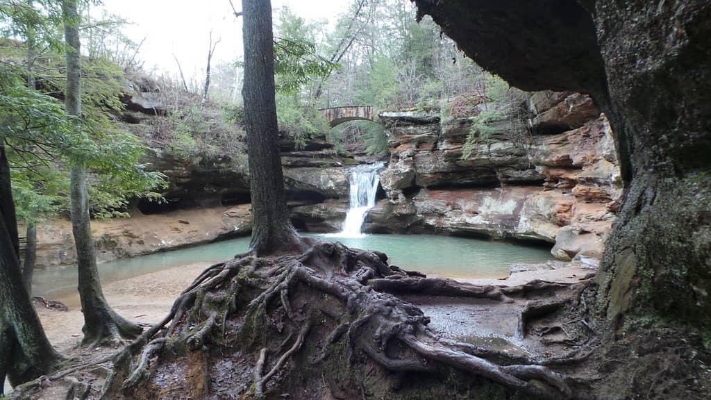 Devil's Bathtub
