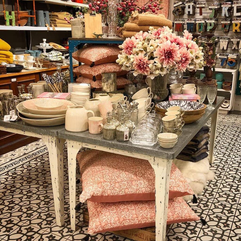 Extensive Plant & Flower Section