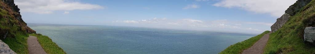 Sweeping Coastal Views