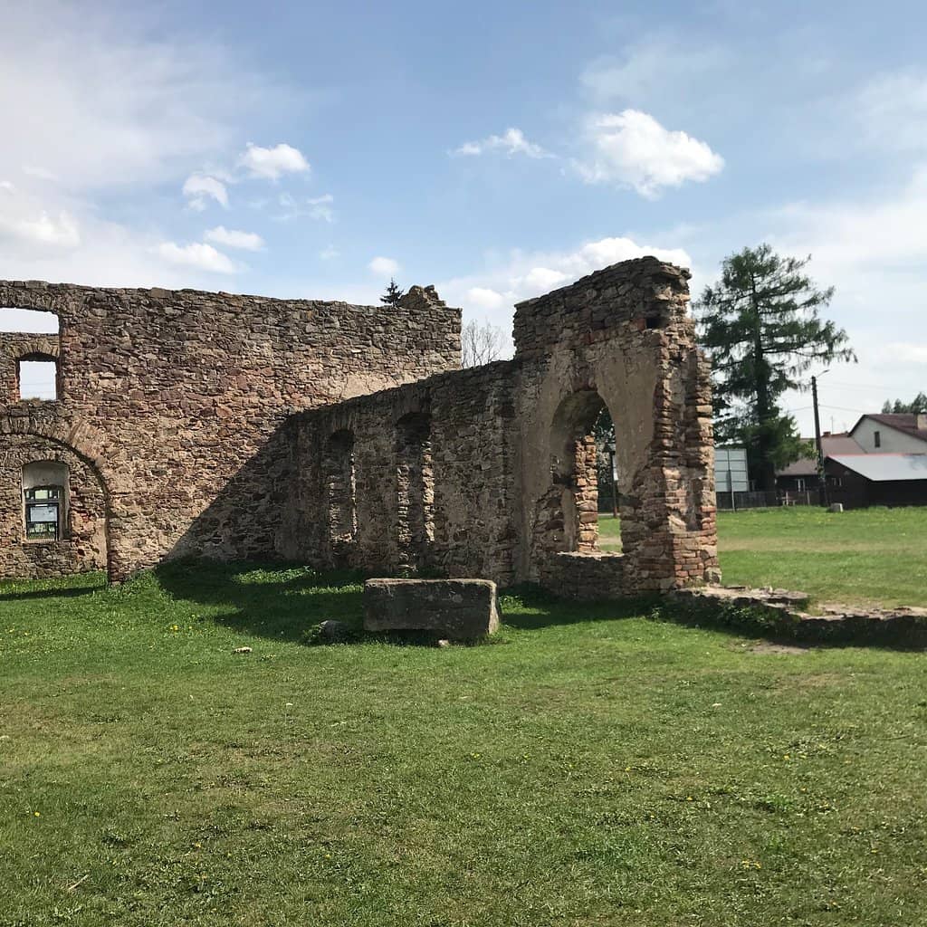 Exploring the Surrounding Ruins