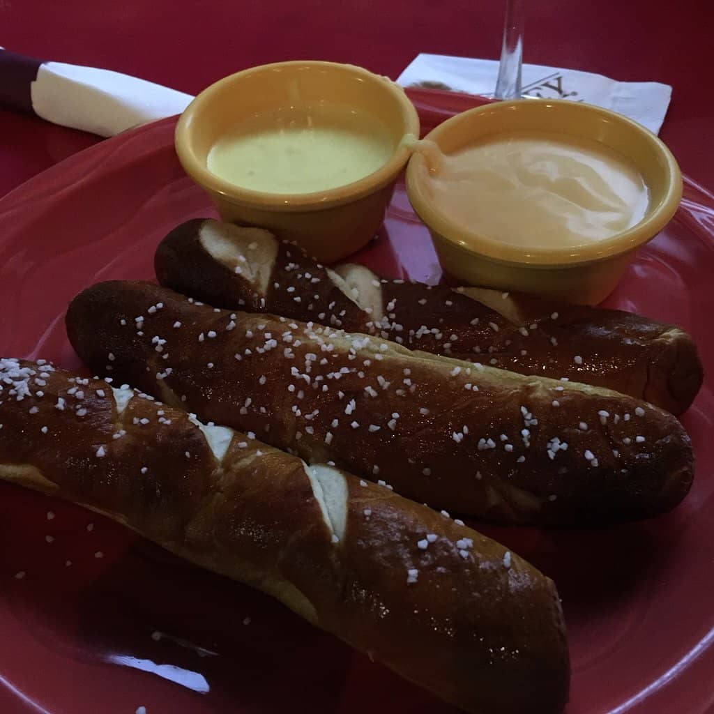 Family-Friendly Dining & Kid Appeal