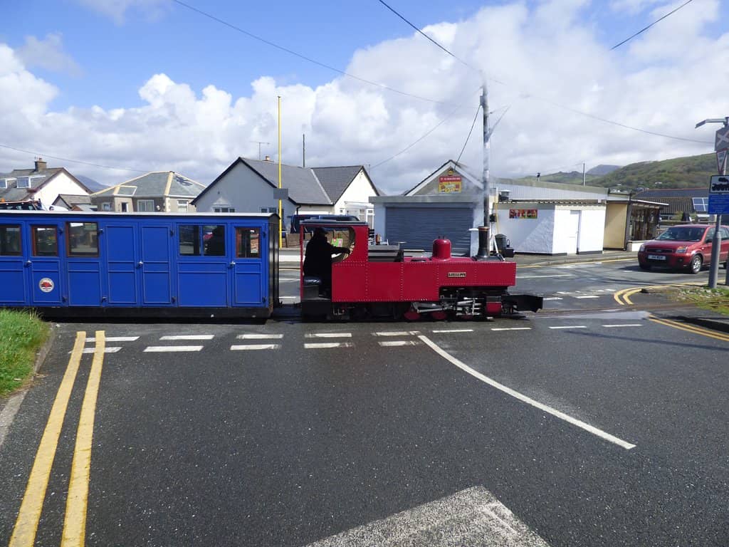 Expansive Low Tide Sands