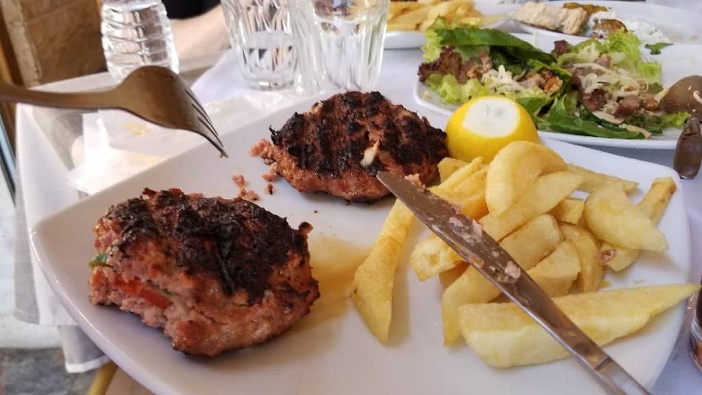 Generous Portions & Family Vibe