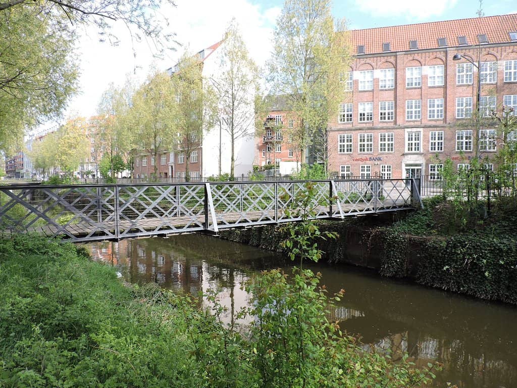 Canal-side Relaxation