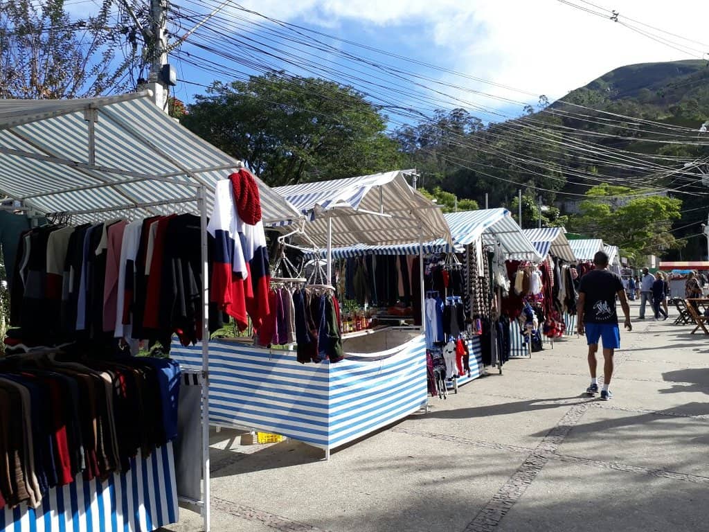 Pico do Caledônia Views