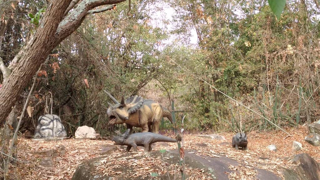 Realistic Moving Dinosaurs